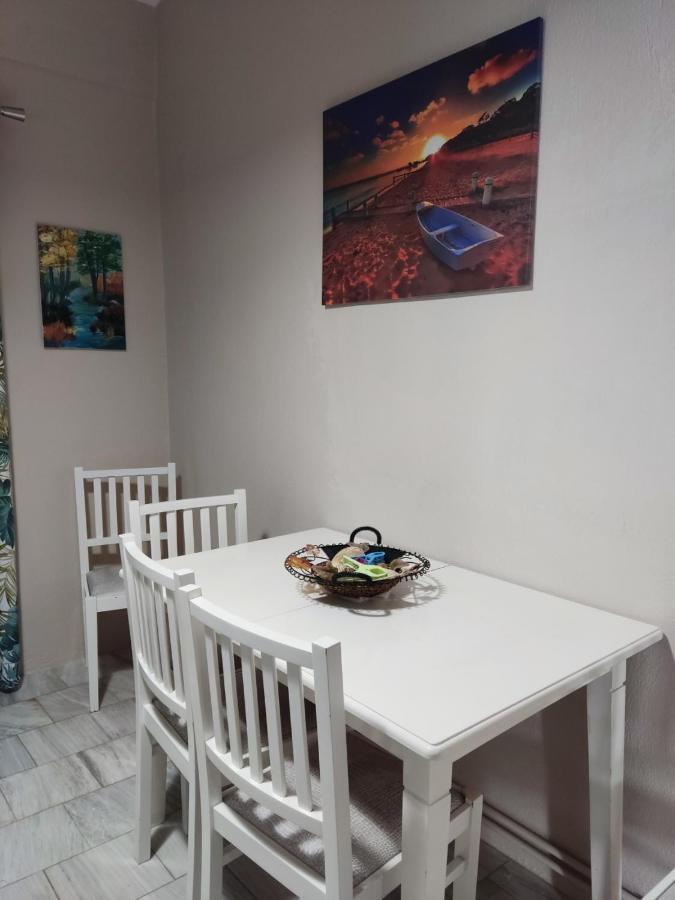 לפטוקריה Sea View Apartments Poseidon מראה חיצוני תמונה